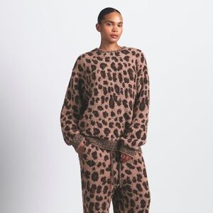 SKIMS Oversized Crew Neck Pullover Sienna Leopard Print NEW